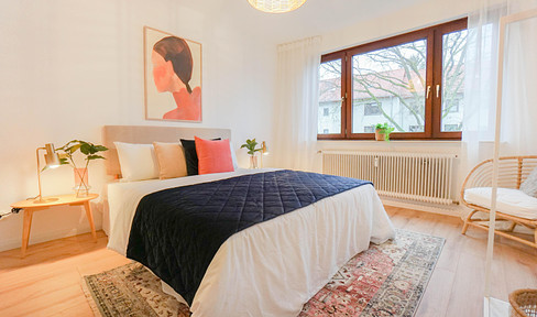 IMMEDIATELY AVAILABLE: Bright and renovated 3-room apartment in Schwachhausen