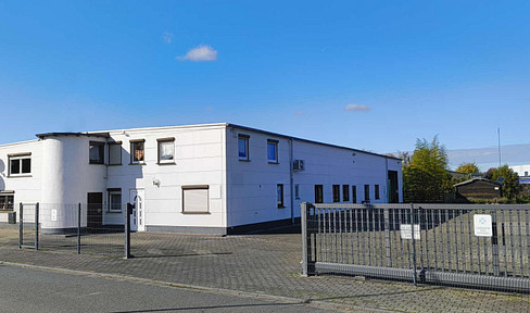 Commercial building for production, trade, crafts+open spaces+living