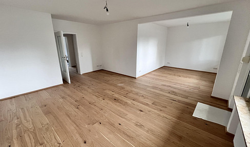 Luxuriös kernsanierte 80 m2 Wohnung in Düsseldorf Lörick