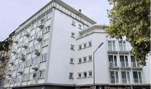 *Barbarossaplatz* Bezugsfreie 5-Zi-Whg., 118m², 2.OG, Lift, 2 Bäder, Stellpl., provisionsfrei