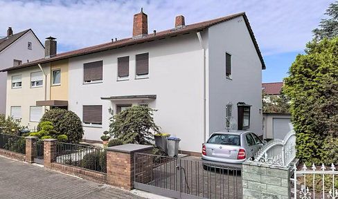 Without estate agent: Well-kept semi-detached house with garden in Mannheim Seckenheim