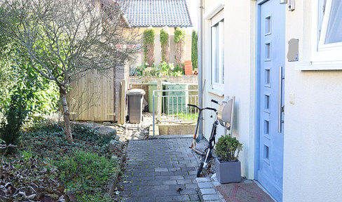 Charming corner terraced house in Eitensheim