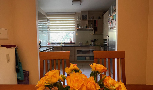 Top Lage! Schöne Maisonette 4 Zimmer Wohnung in KaDeWe ­Nähe, Stellplatz