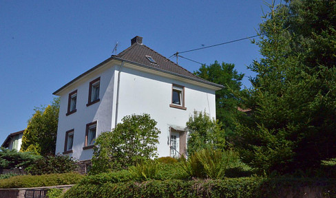 Detached 1 FH in St.Wendel / Niederlinxw. with building plot