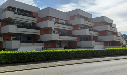 3 room condominium with 3 balconies