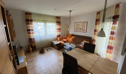 Without estate agent: fine 2-room apartment with fitted kitchen and underground parking space in Stuttgart-Plieningen