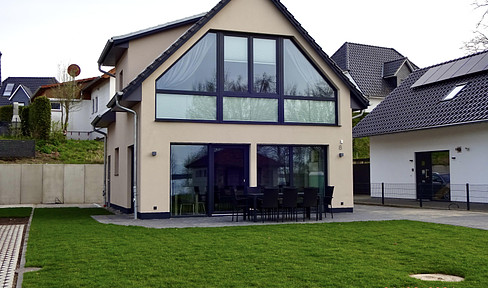 Neubau Ferienhaus mit Seeblick