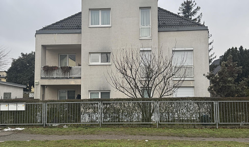 Apartment building (3 tenants) for sale as an investment property