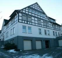 Bright 3-room apartment with balcony and EBK in Grafschaft