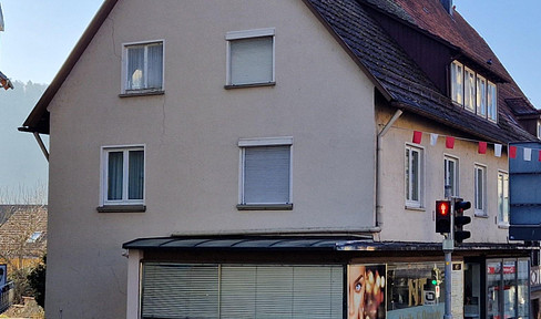 Residential and commercial building in the center of Horb