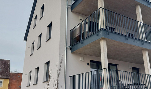 2-room apartment with balcony and parking space in Wassertrüdingen.