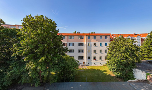 Oelßner 6 and 8 for approx. 635 € per sqm WF close to public transport in a quiet Wilhelminian style neighborhood