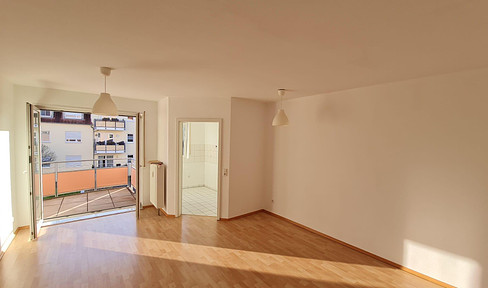 Fantastic 1-room apartment in Aschaffenburg - flooded with light and with a spacious balcony!