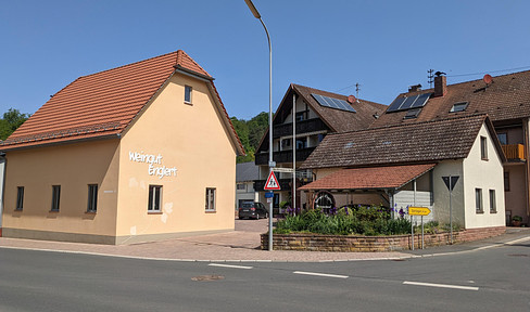 Ehemaliges Weingut mit vielfältigen Nutzungsmöglichkeiten