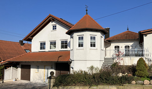 Exklusive 4-Zimmer-Wohnung mitten in der "schwäbischen Toskana"