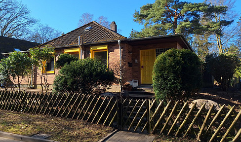 Commission-free - detached house for sale in a prime forest location