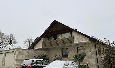 Im Herzen von Hohenhausen 1-2 Familienhaus