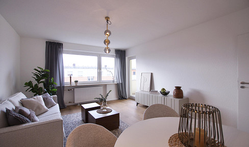 Frisch renovierte 4-Zimmer-Wohnung mit Balkon