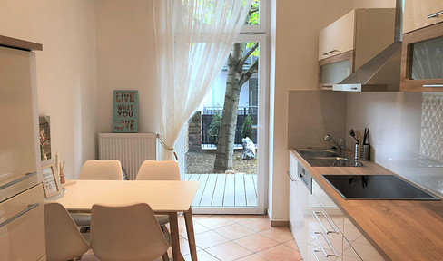 Furnished, beautiful Art Nouveau apartment with garden and terrace! Attention expats!