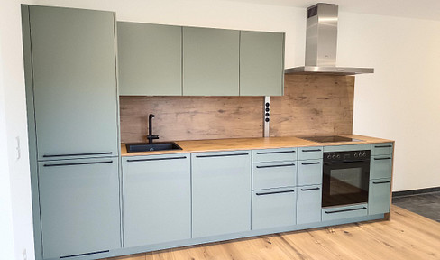 Extravagant 2-room apartment with balcony in new building