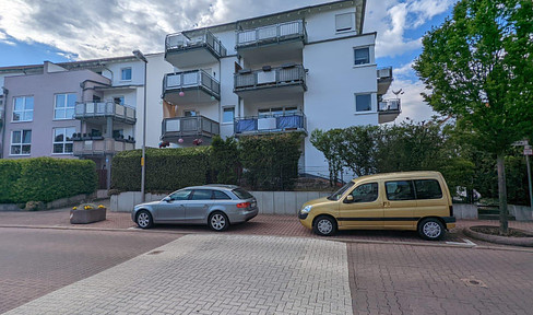 Attraktive Maisonette-Wohnung mit Garten in begehrter Wohnlage