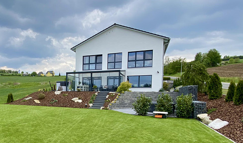 Modern detached house with fantastic views in Trausnitz