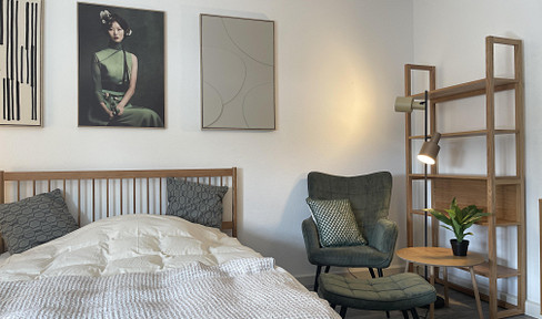 16 m² student room, fully furnished – located directly next to Ringpark, 2 minutes from the train station.