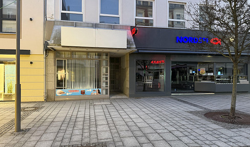 Store space for rent in Hof city center