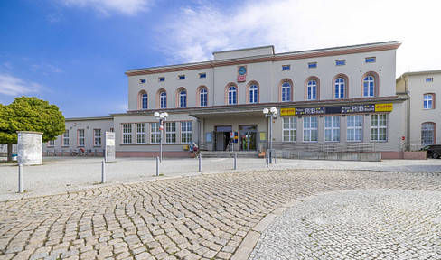 Top-Einzelhandelsfläche im Bahnhof Aschersleben Pbf