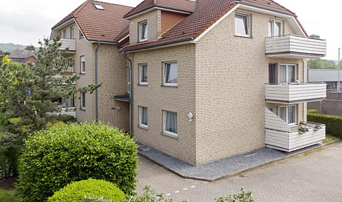 Spacious apartment on the upper floor