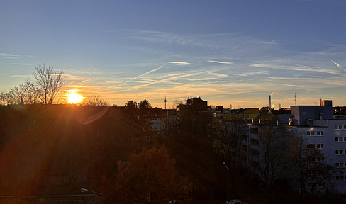 Renovierte 2,5 Zimmer Wohnung