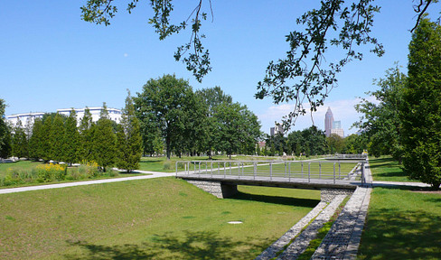 Modernes wohnen mit 4Zi., EBK, 2 Bäder, Balkon, TG und viel Grün herum im Rebstock Park Viertel.