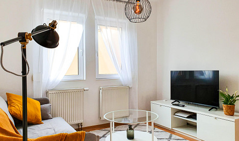 *Top location* Furnished 2-room apartment in Feuerbach Mitte