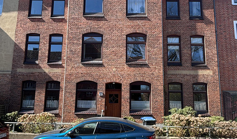 Charmante 2,5 Zimmer Altbauwohnung - Bahnhofsnahe Kapitalanlage
