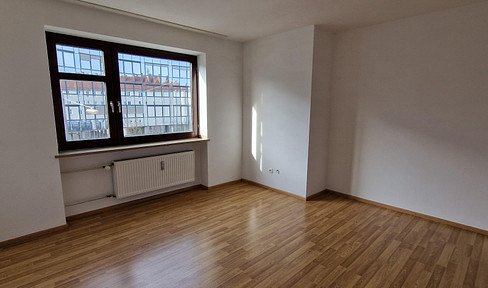 Ideal 2 room apartment with balcony!