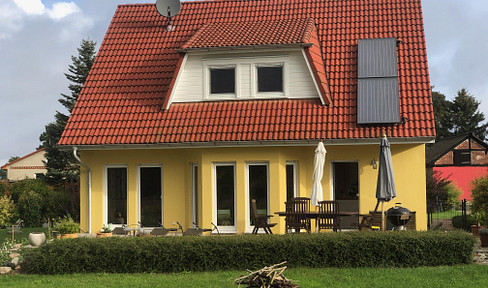 Detached house energy efficiency class B with e-charging station for cars