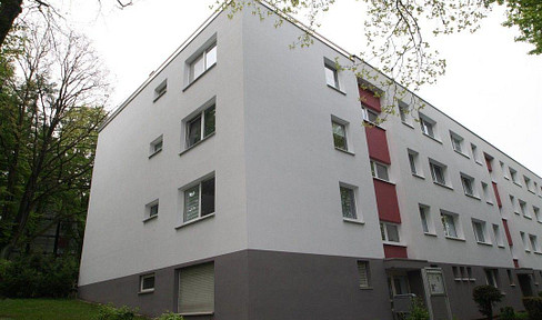 Free of commission: Beautiful 3-room apartment with balcony & garden in Solingen