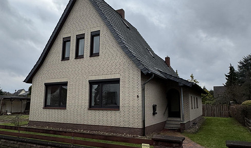 Charming detached house with lots of potential in a great location in Bremen Arbergen