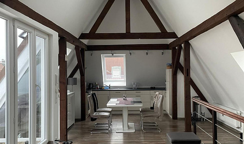 Helle Dachgeschosswohnung mit tollem Blick zentral in Dillingen