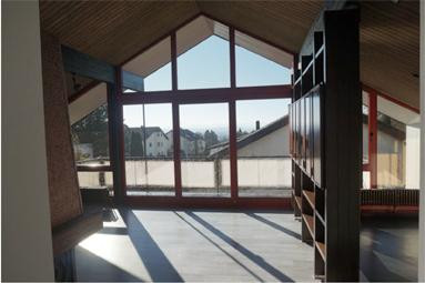 Sunny attic apartment on the outskirts of Talheim