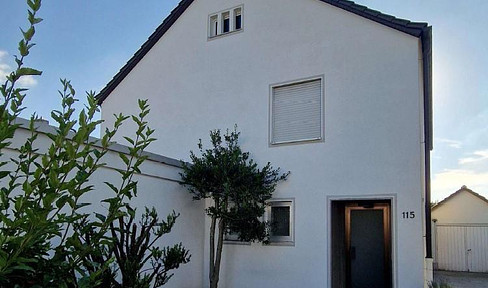 Exclusive detached house with fitted wardrobes and elegant appearance in the city of Augsburg