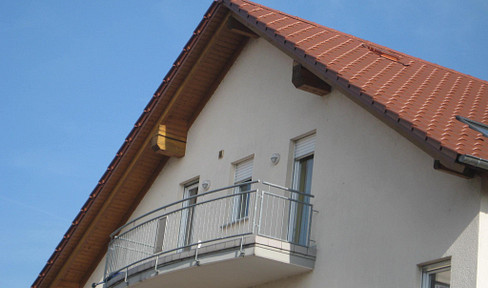 Schöne 3-Zimmer-Wohnung, komplett möbliert, von privat zu vermieten.