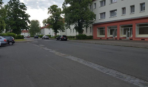 große Ladenfläche bzw. Büro- oder Praxisräume in zentraler Lage von Markkleeberg zu vermieten