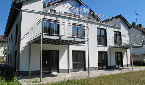 Upscale new-build apartment with large balcony in Faulbach am Main