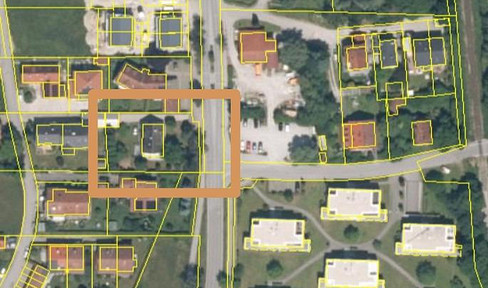 1.102 square meters of land in Schondorf, located on the Ammersee lake – designated for building purposes according to §34 of the BauGB (German Building Code).