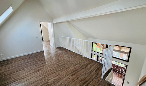 Bright, renovated, new kitchen, large balcony