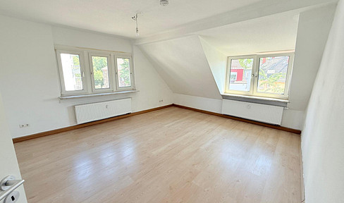 Large and well-kept 4-room apartment in Ludwigshafen