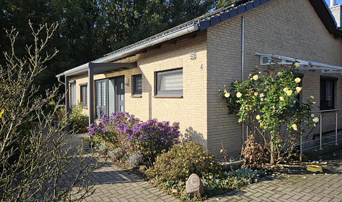 Bungalow in Toplage am Ende einer Sackgasse mit herrlichem Garten