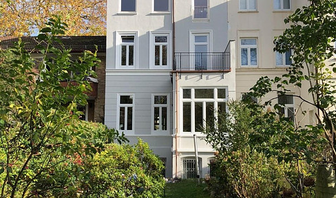 BESICHTGG on Sat. 14.12.2024 - 1 pm: North German understatement: quiet, modernized city villa