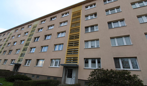 Stable 8.2% actual yield: Rented 3-room apartment in Aue Bad-Schlema near Chemnitz